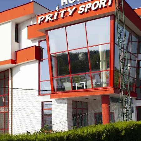 Prity Sport Botique 3* 고르나오리야크호비트사